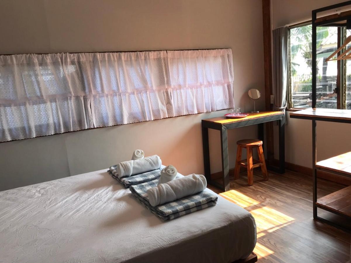 Baanya Homestay Ko Kret Нонтхабури Экстерьер фото